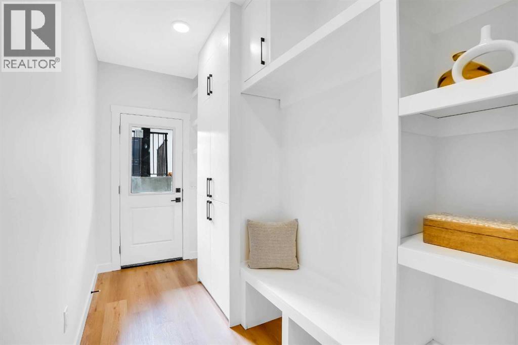 Photo 15 of 4711 19 Avenue Nw, Calgary AB