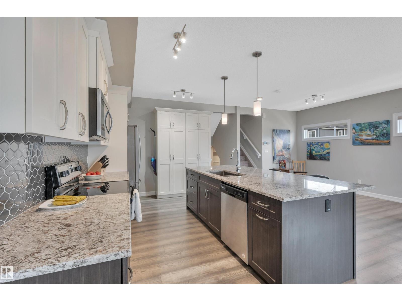 Photo 13 of 8171 226 St Nw, Edmonton AB