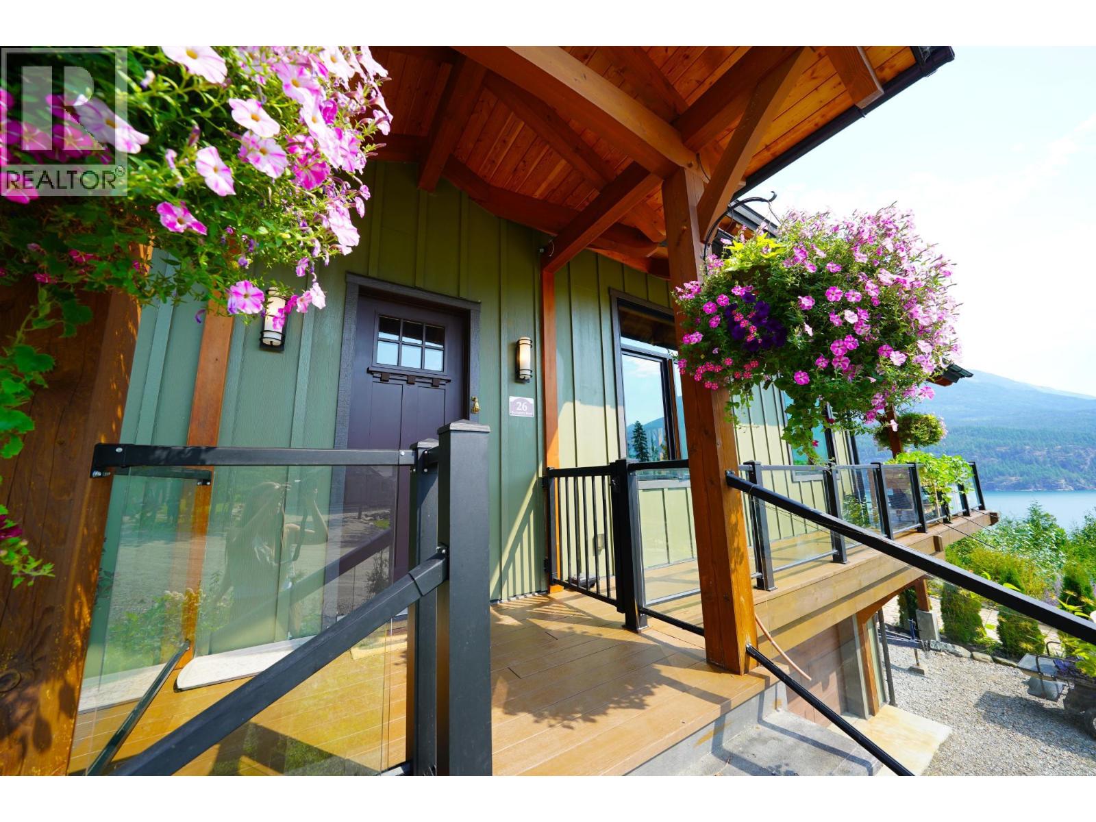 26 BIRCHGROVE Bend, Kaslo