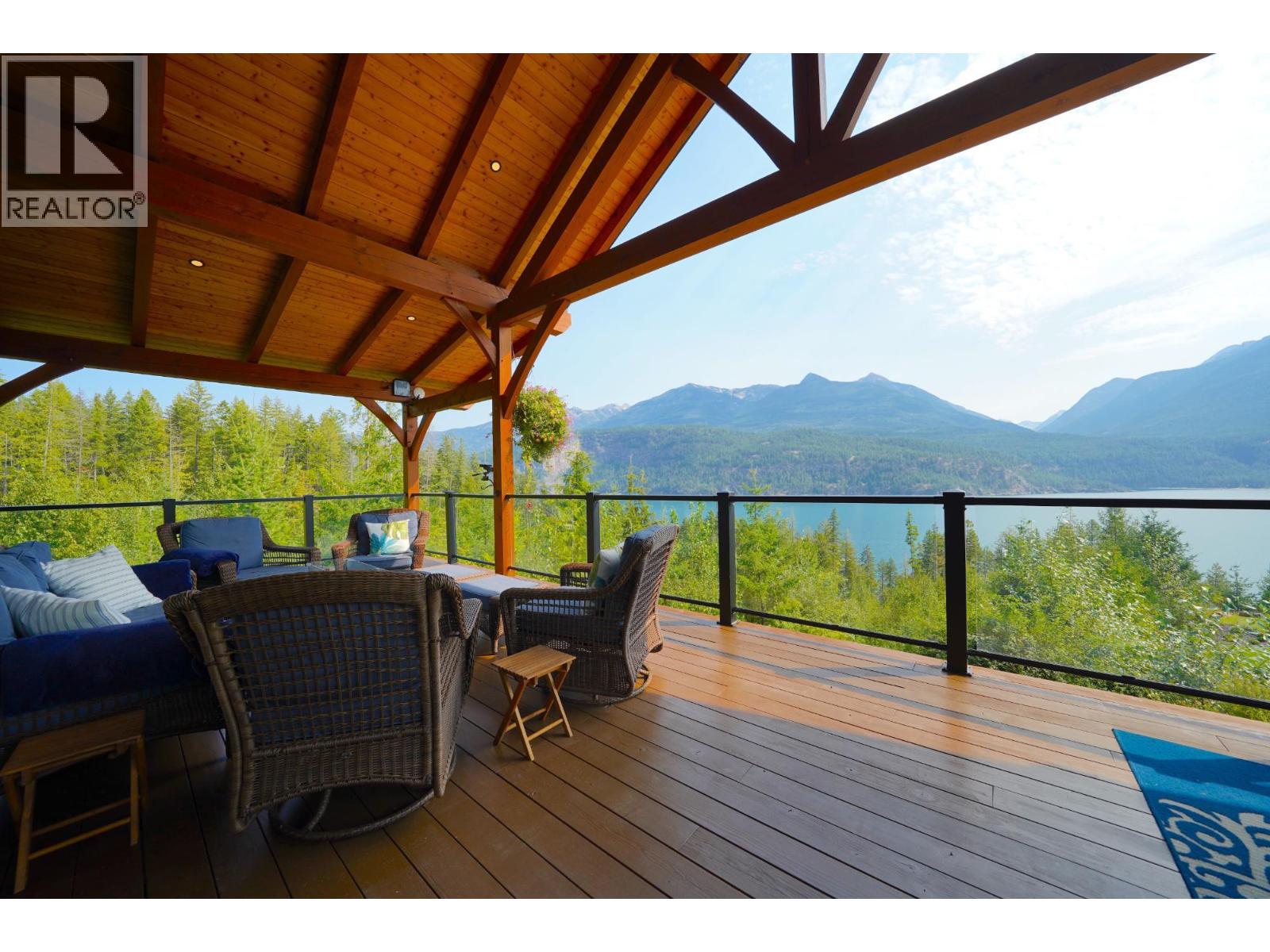 26 BIRCHGROVE Bend, Kaslo