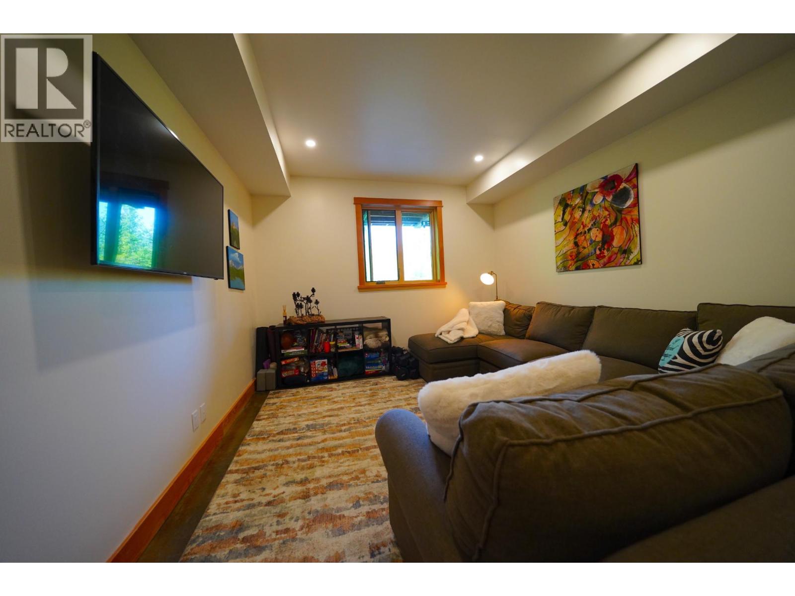 26 BIRCHGROVE Bend, Kaslo