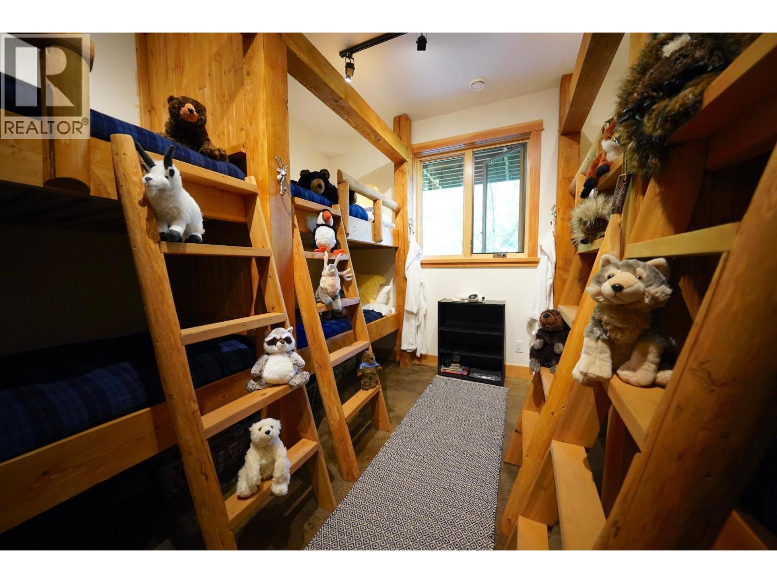 26 BIRCHGROVE Bend, Kaslo