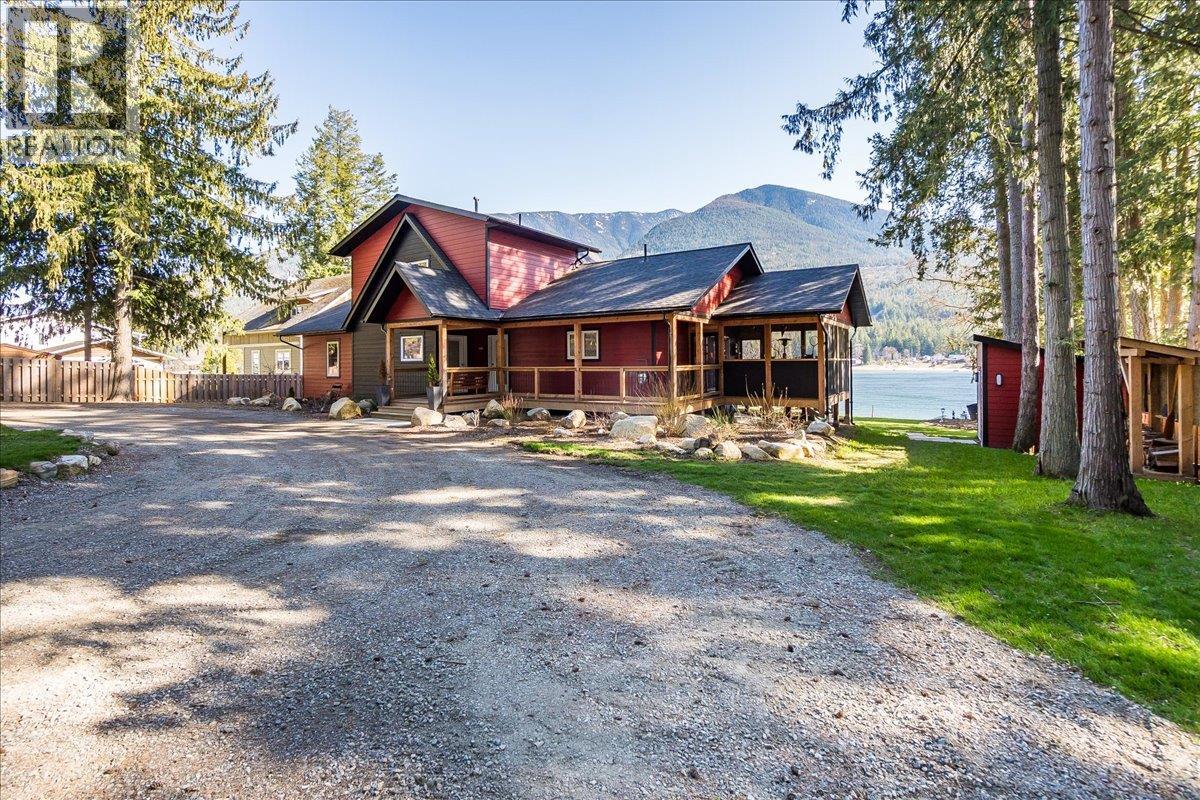 Photo 20 of 7606 3 A Highway, Balfour BC