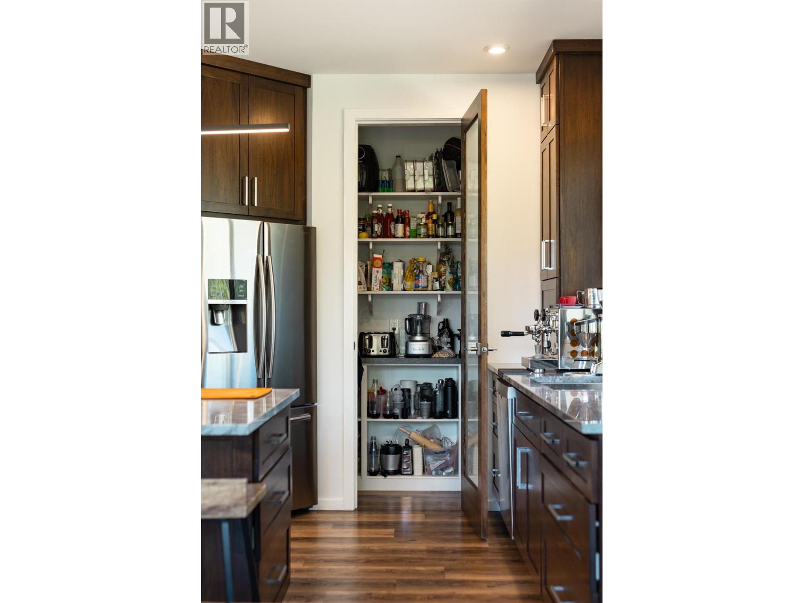 Photo 21 of 1500 Holland Street, Nelson BC