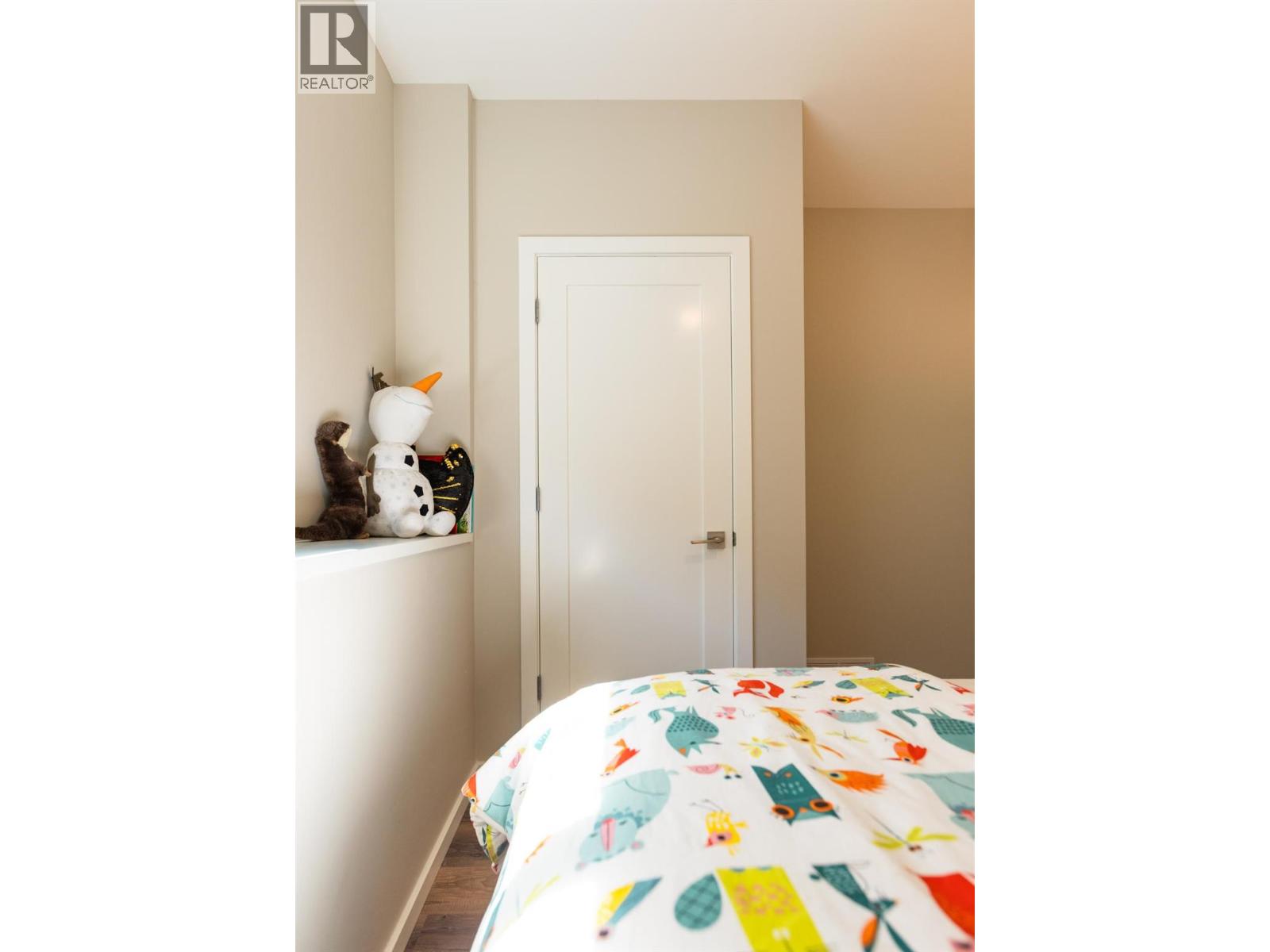 Photo 52 of 1500 Holland Street, Nelson BC