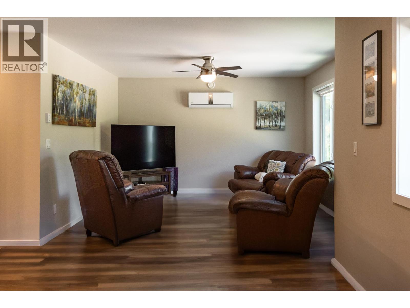 Photo 66 of 1500 Holland Street, Nelson BC