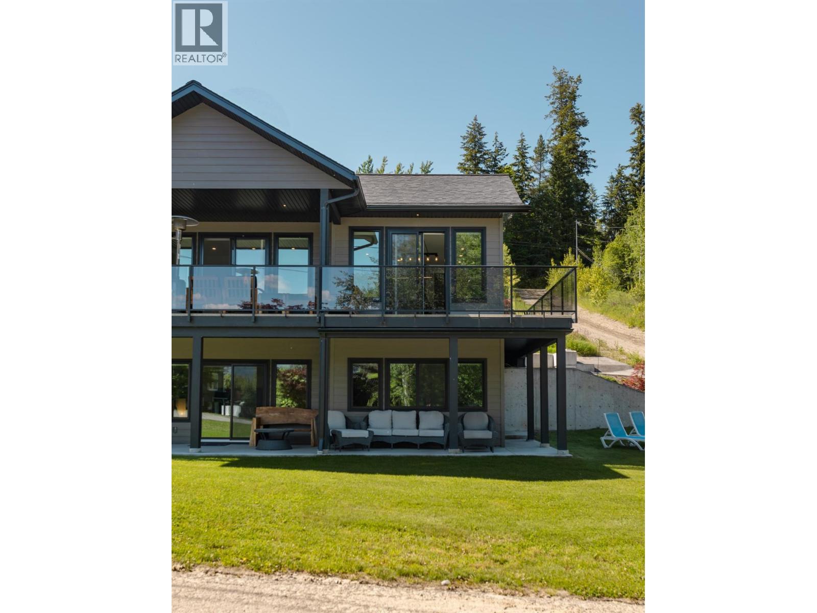 Photo 74 of 1500 Holland Street, Nelson BC