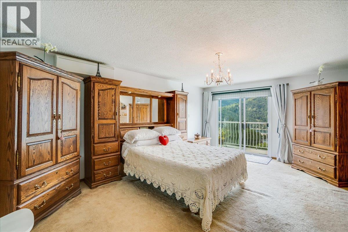 Photo 68 of 801 Houston Street, Nelson BC
