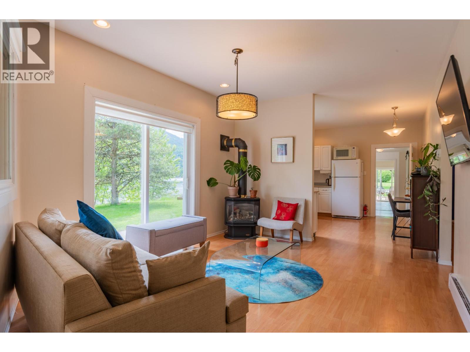 606 JORGENSEN Road, Nelson