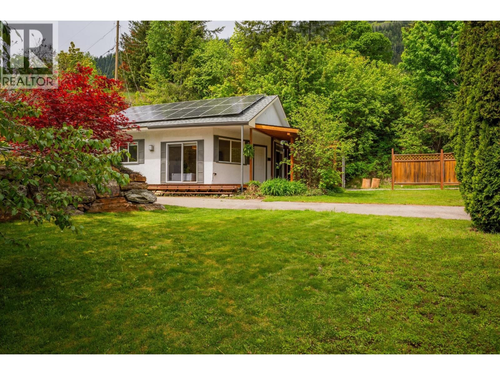 606 JORGENSEN Road, Nelson