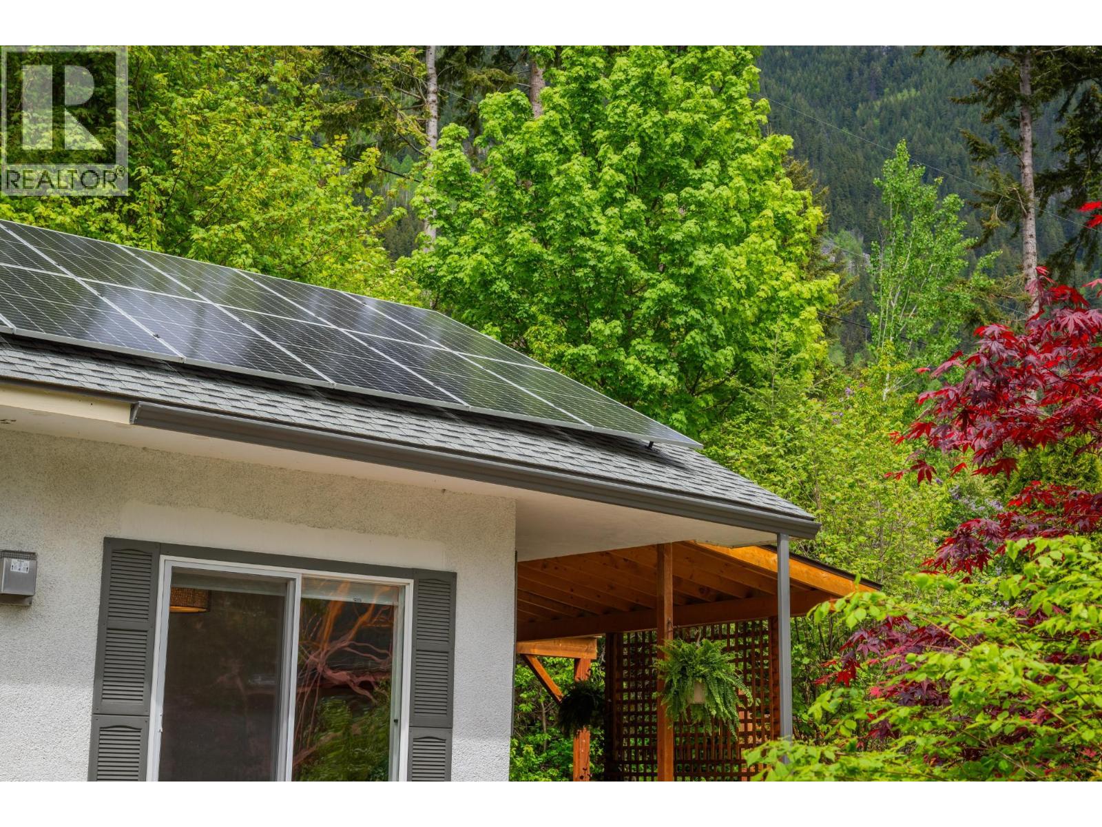 606 JORGENSEN Road, Nelson