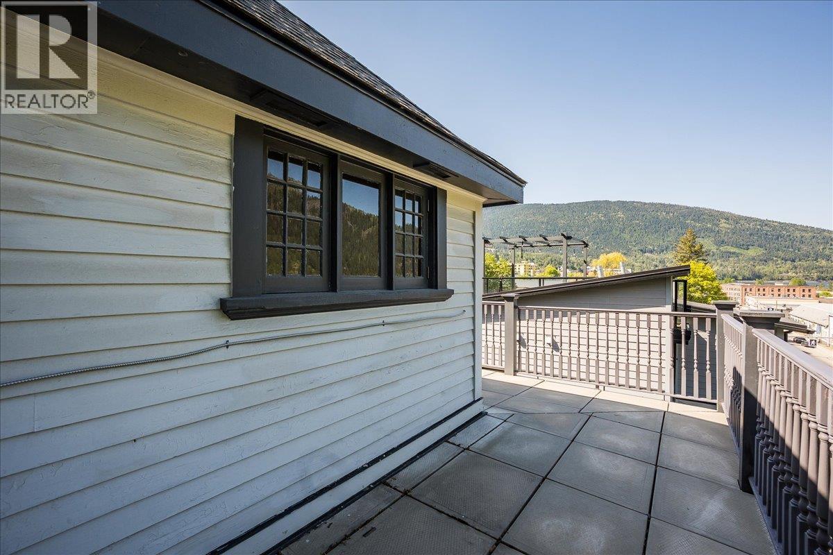Photo 70 of 922 Front Street, Nelson BC