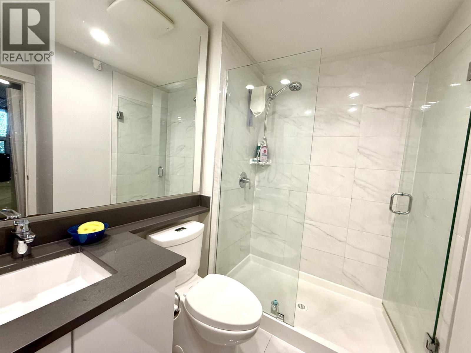 Photo 8 of 102 9399 Alexandra Road, Richmond BC