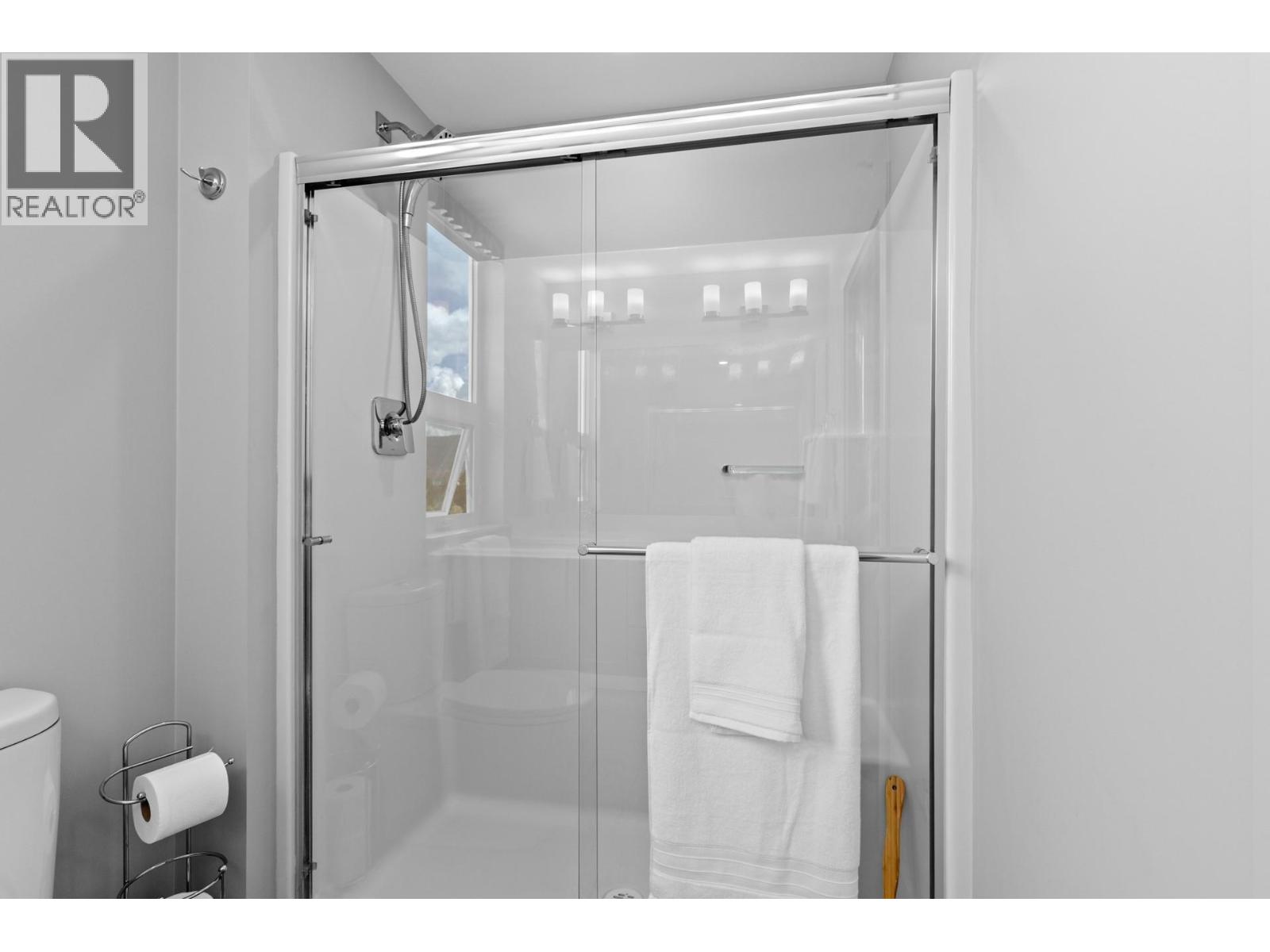 604 3630 Mission Springs Drive, Kelowna