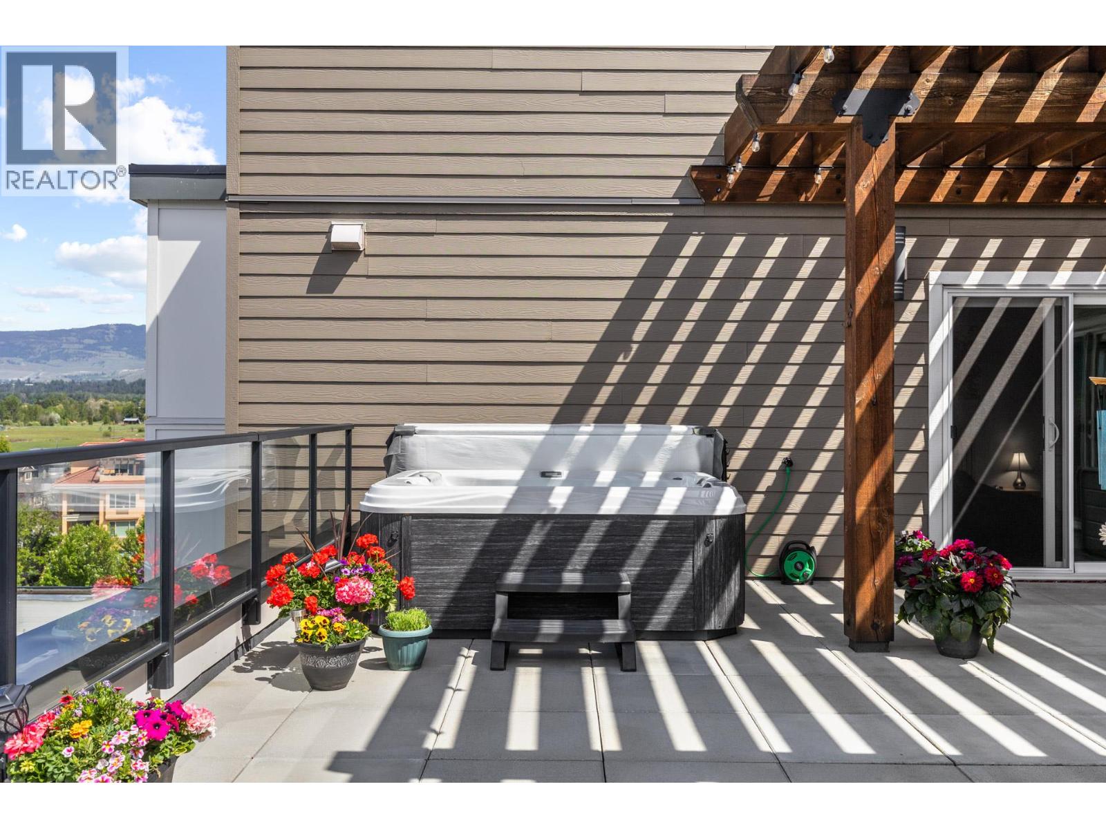 604 3630 Mission Springs Drive, Kelowna