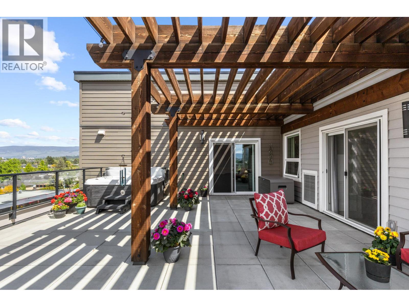 604 3630 Mission Springs Drive, Kelowna