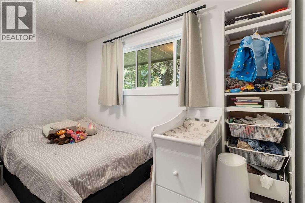 Photo 6 of 74 Armstrong Crescent Se, Calgary AB