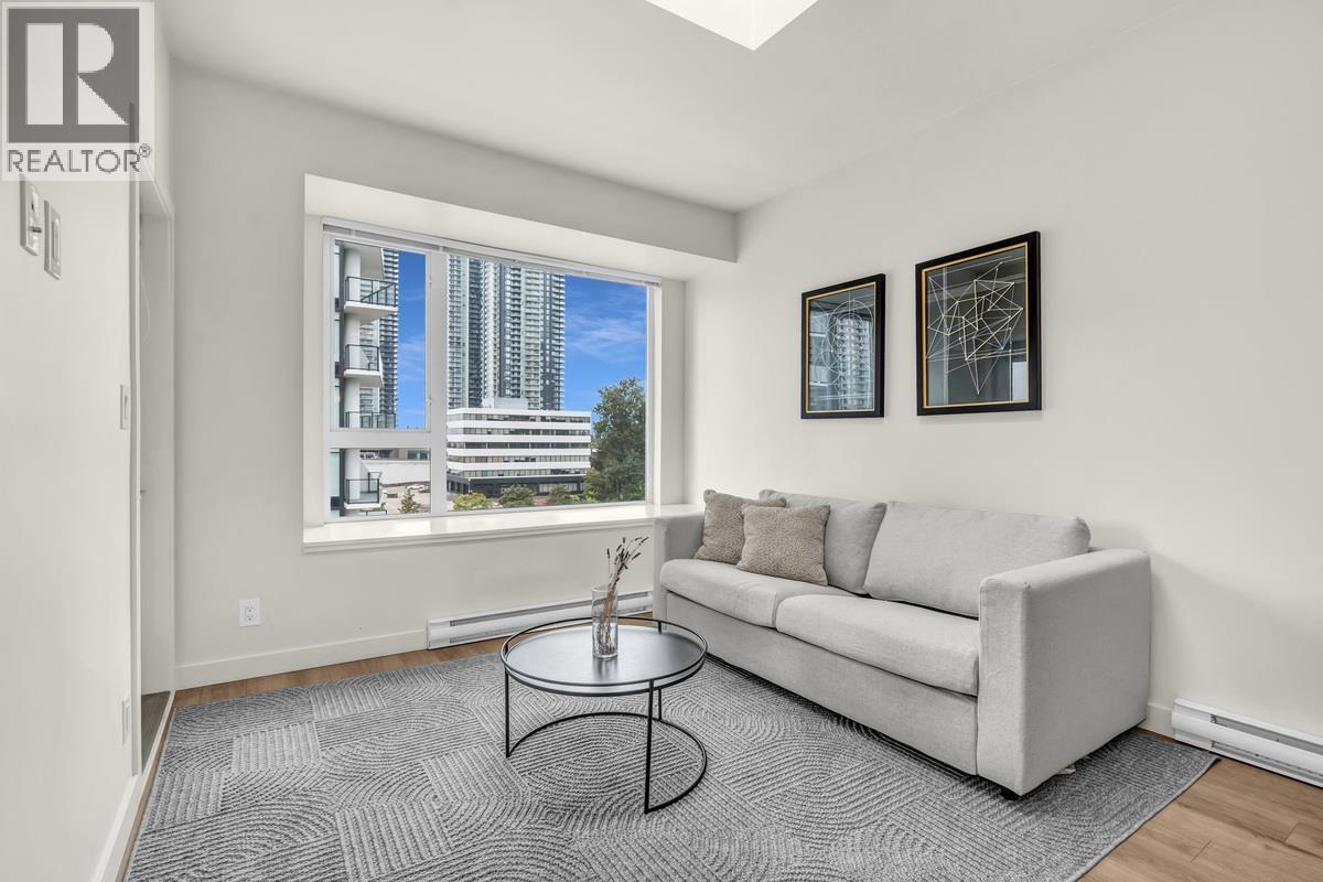 Photo 5 of 603 2188 Madison Avenue, Burnaby BC