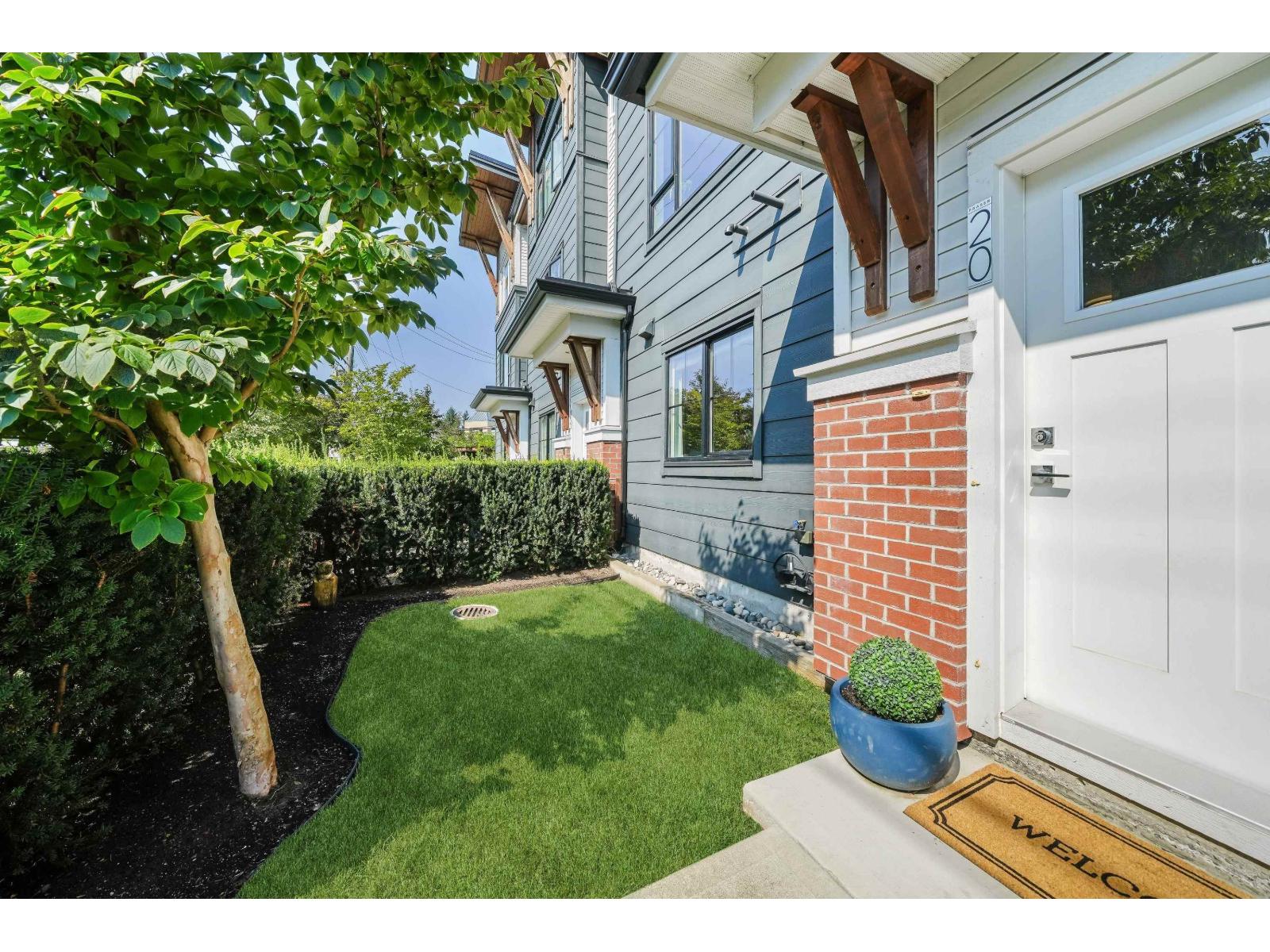 Photo 4 of 20 22128 48 A Avenue, Langley BC