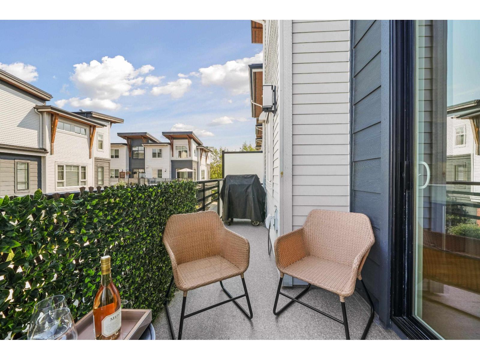 Photo 32 of 20 22128 48 A Avenue, Langley BC