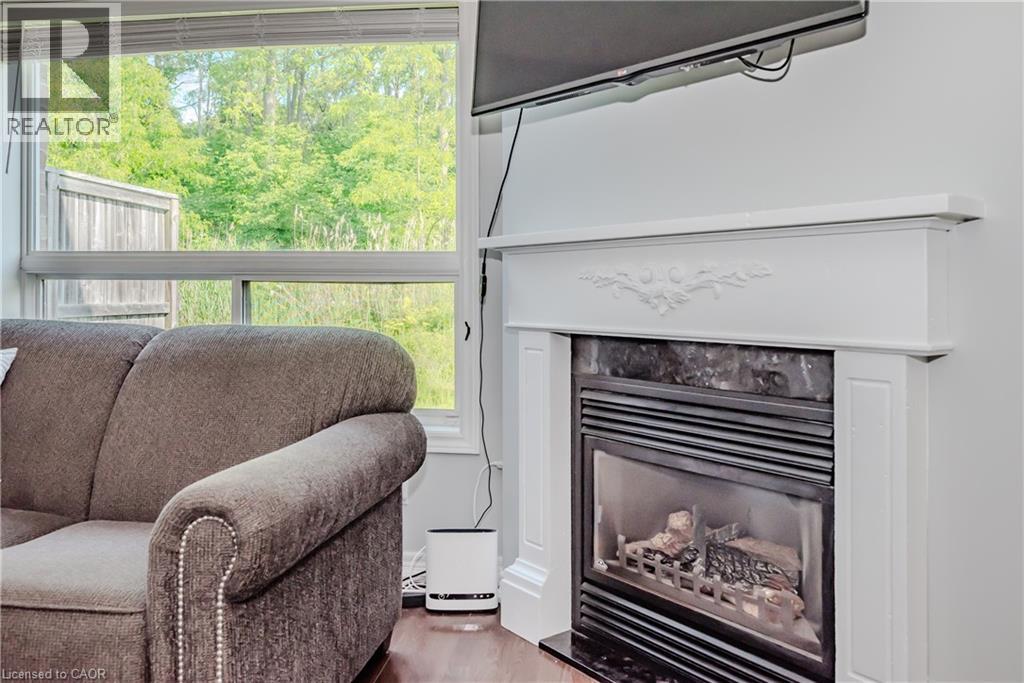 Photo 9 of 56 Liddycoat Lane, Ancaster ON
