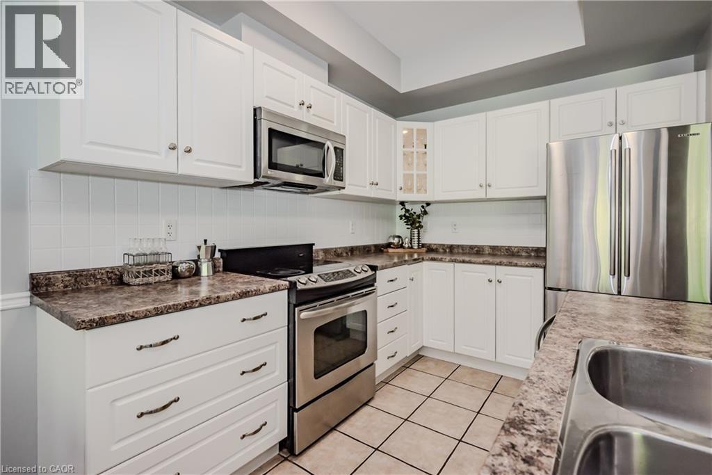 Photo 12 of 56 Liddycoat Lane, Ancaster ON