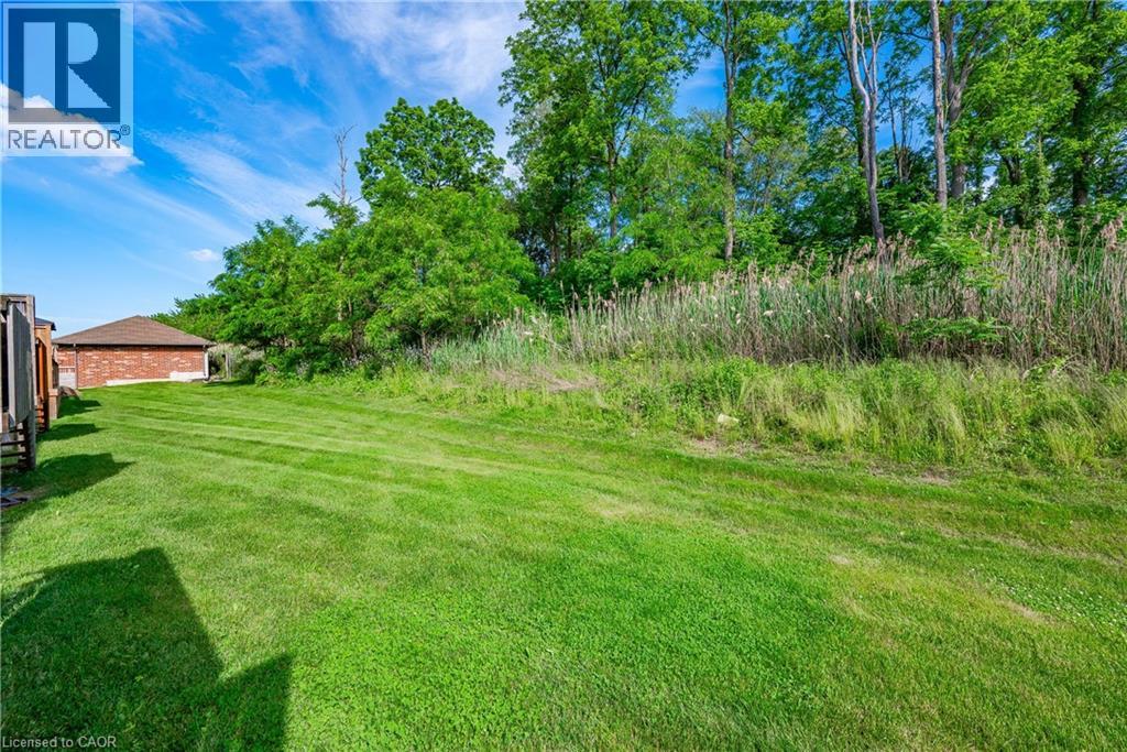 Photo 43 of 56 Liddycoat Lane, Ancaster ON