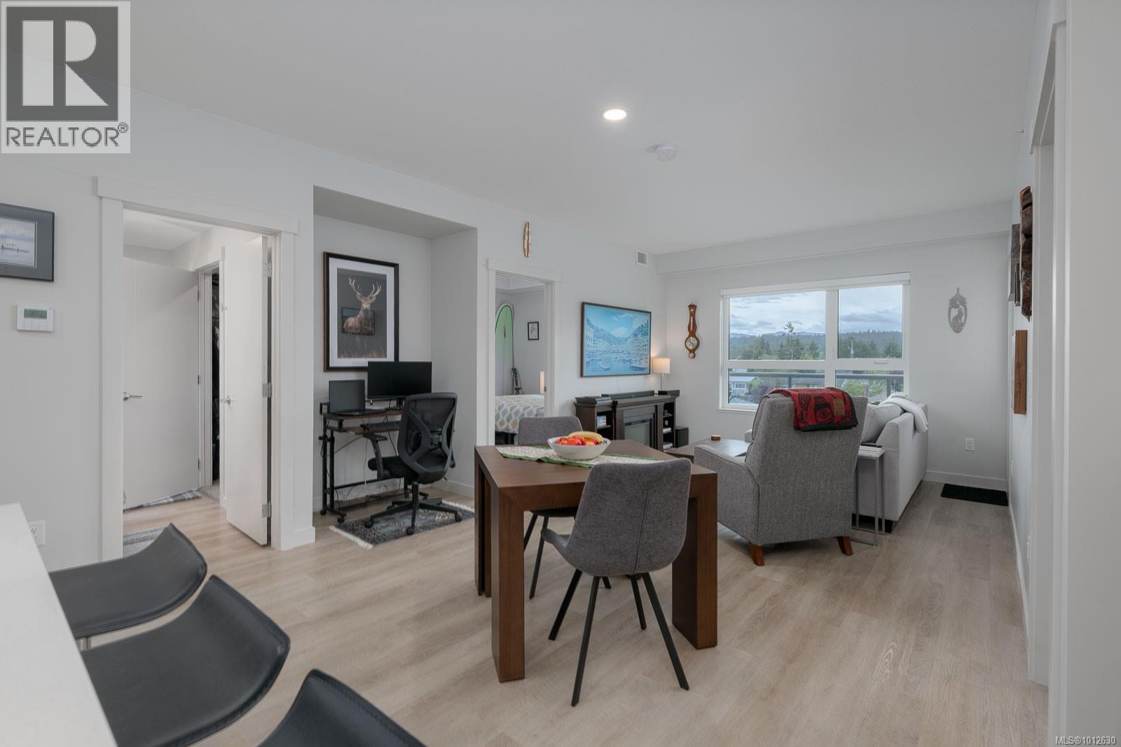 406 140 Jensen Avenue West, Parksville