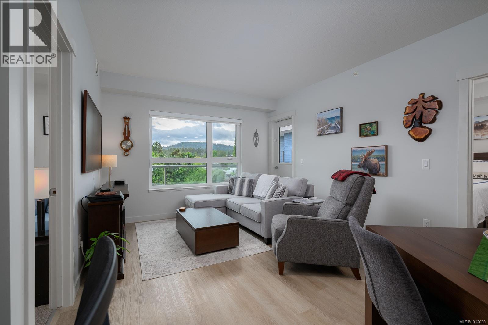 406 140 Jensen Avenue West, Parksville