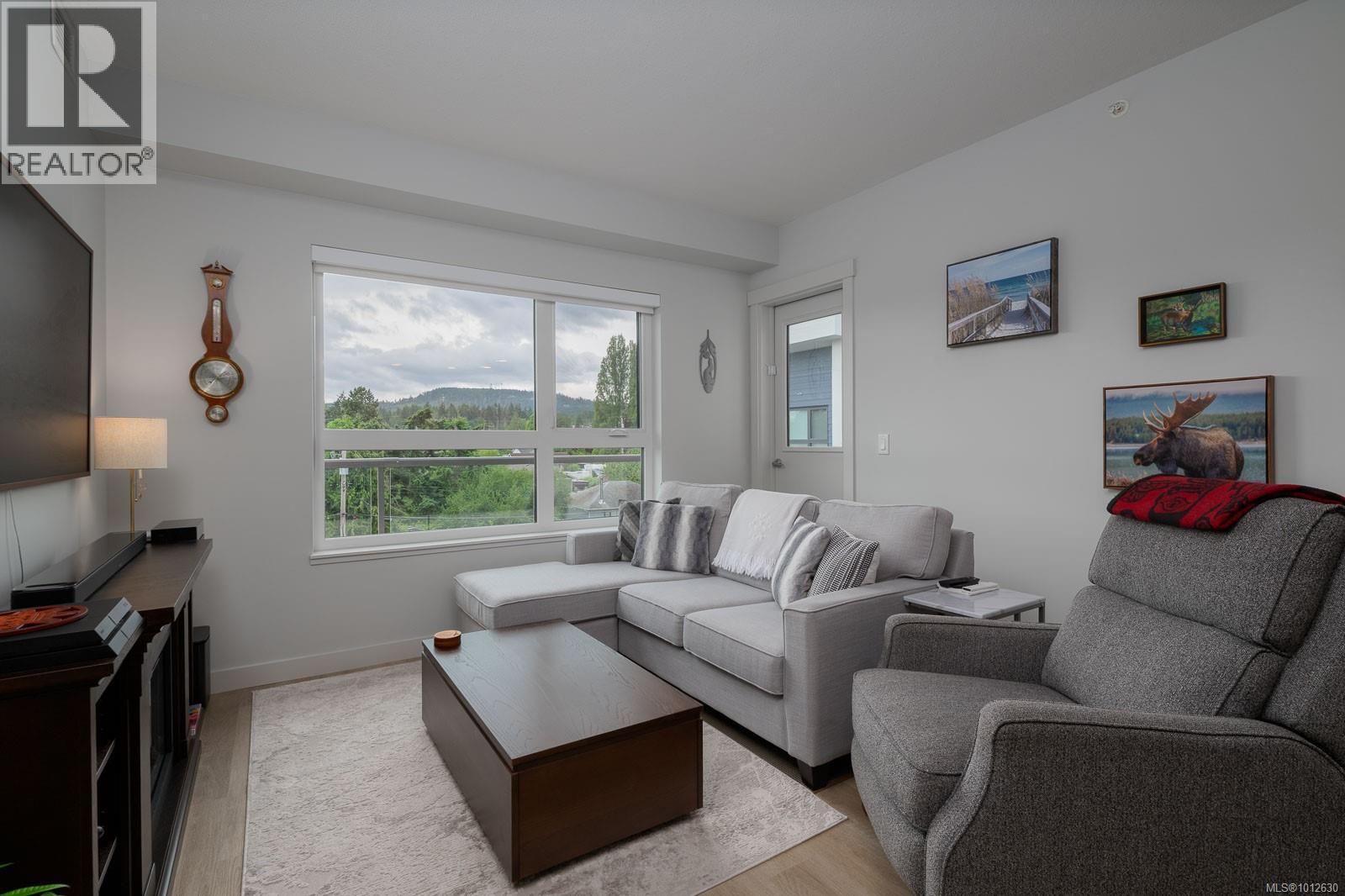 406 140 Jensen Avenue West, Parksville