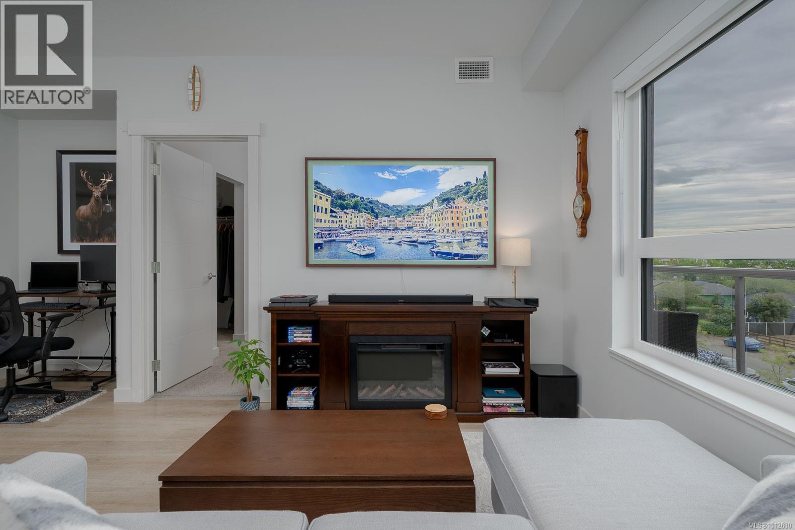 406 140 Jensen Avenue West, Parksville
