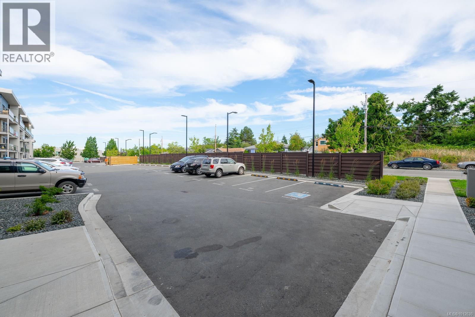 406 140 Jensen Avenue West, Parksville