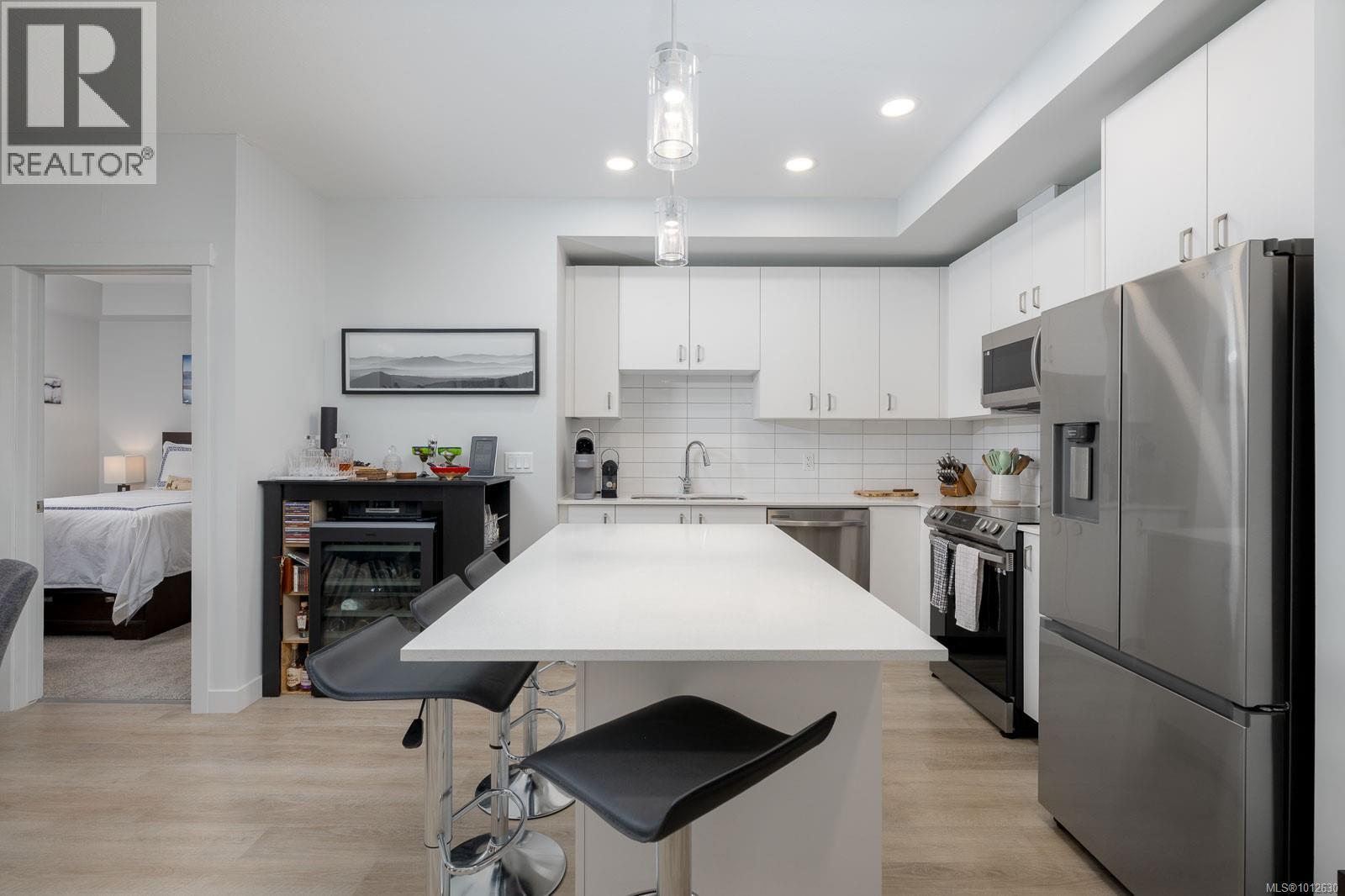 406 140 Jensen Avenue West, Parksville