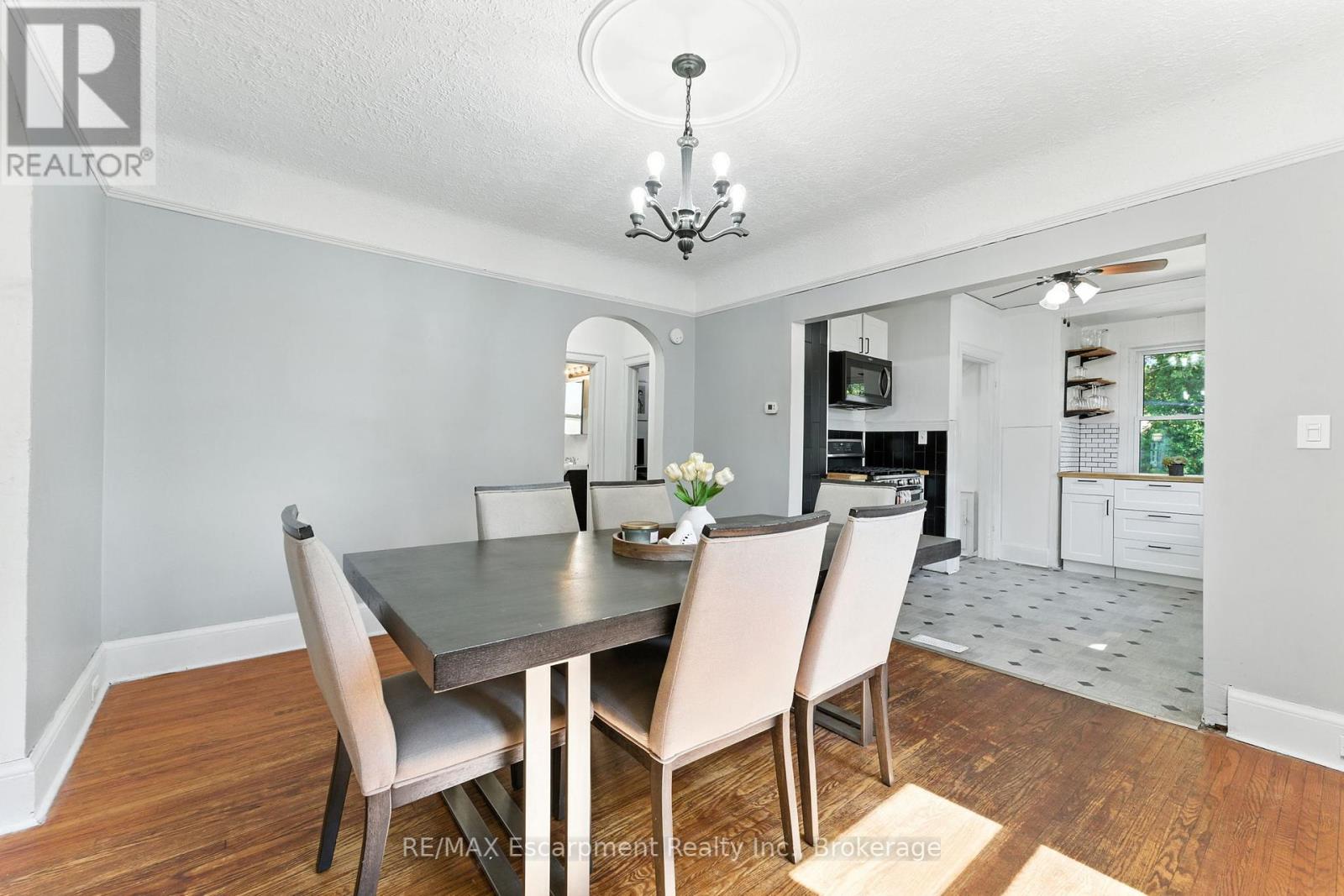 Photo 12 of 103 Orchard Avenue, Norfolk ON