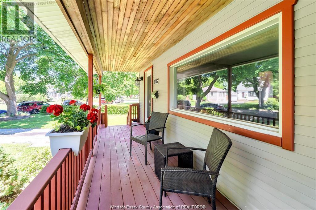 Photo 2 of 1786 Durham Place, Windsor ON