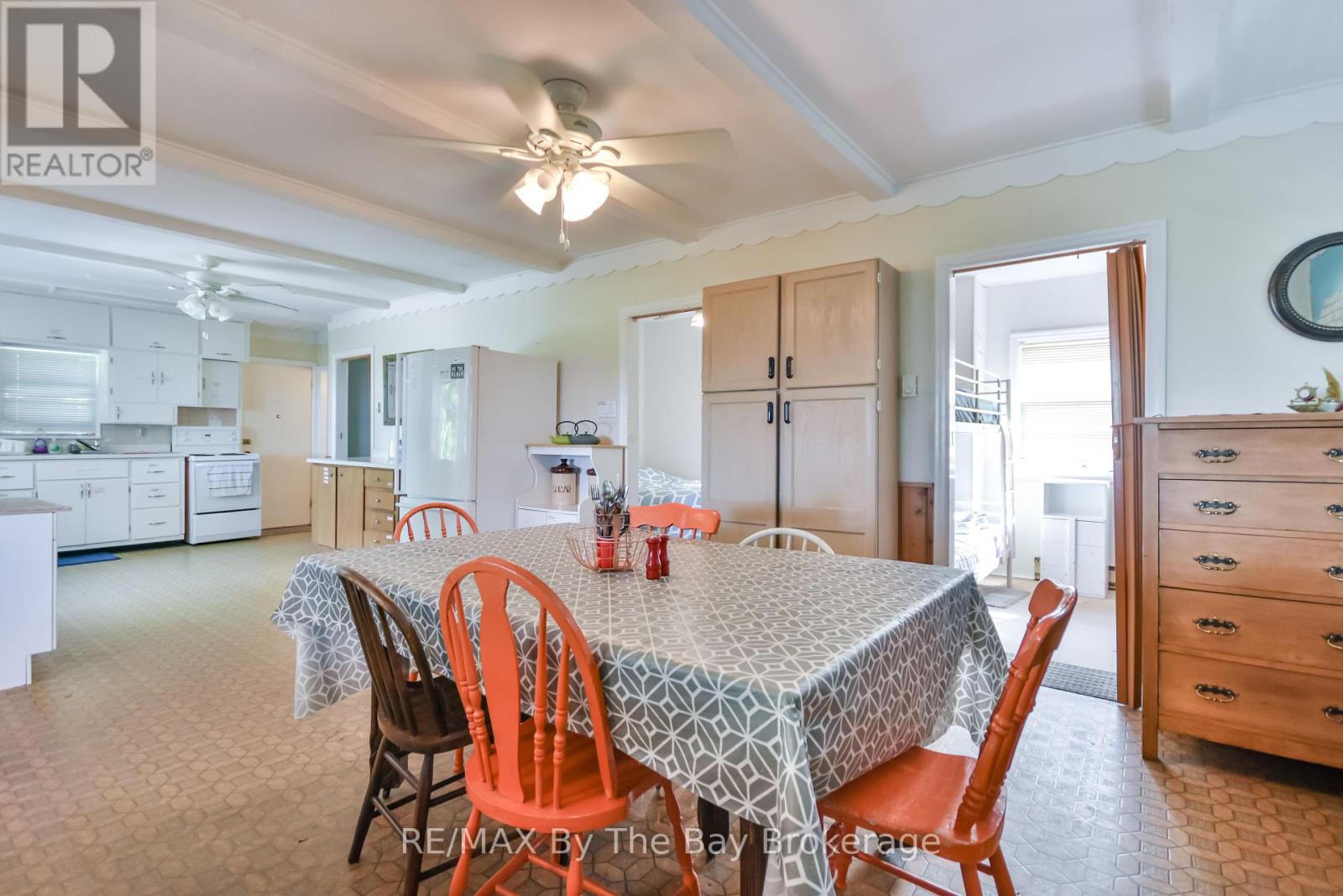 Photo 12 of 762 Eastdale Drive, Wasaga Beach ON