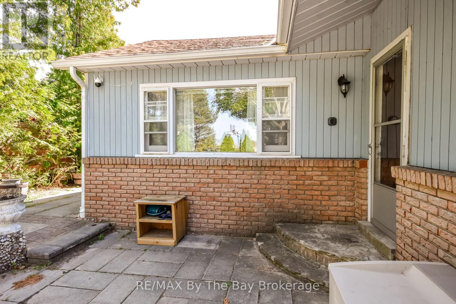 Photo 22 of 762 Eastdale Drive, Wasaga Beach ON