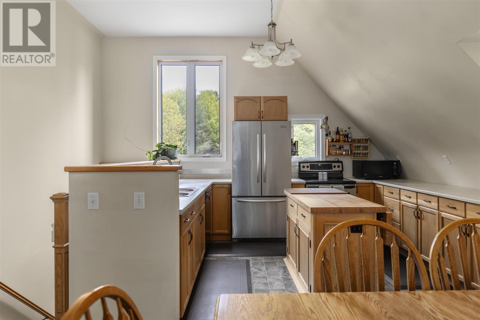 Photo 12 of 595 Old Goulais Bay Rd, Sault Ste Marie ON
