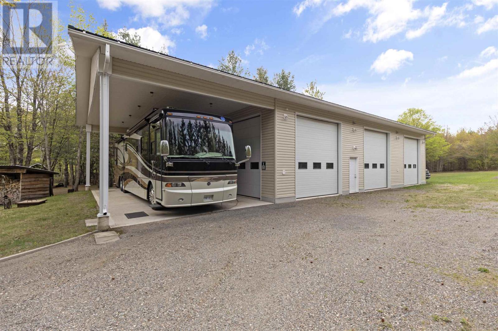 Photo 34 of 595 Old Goulais Bay Rd, Sault Ste Marie ON