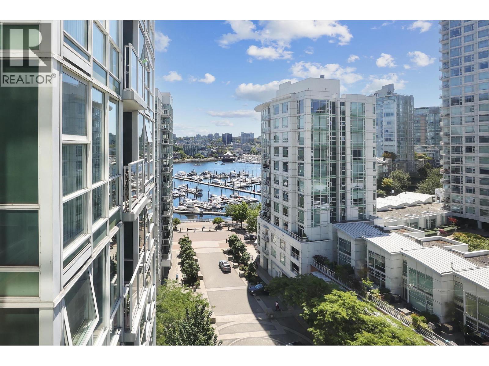 Photo 1 of 703 193 Aquarius Mews, Vancouver BC