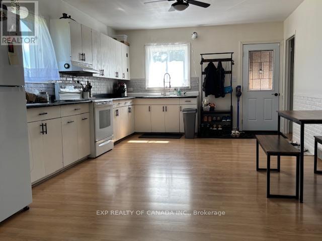 Photo 10 of 1359 Genier Road, Cochrane ON