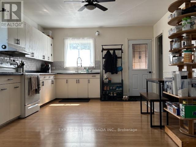 Photo 13 of 1359 Genier Road, Cochrane ON