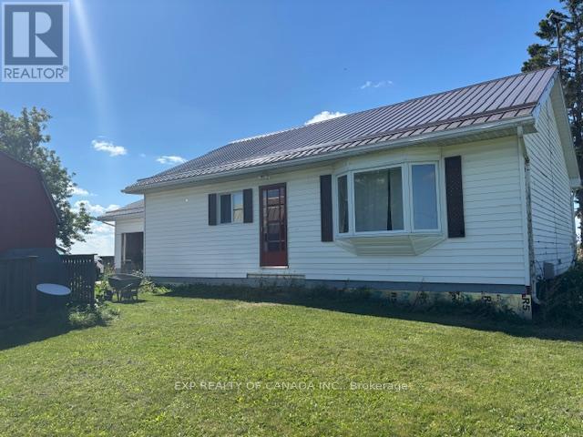 Photo 21 of 1359 Genier Road, Cochrane ON