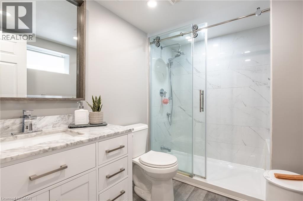 Photo 24 of 309 East 45th Street, Hamilton ON