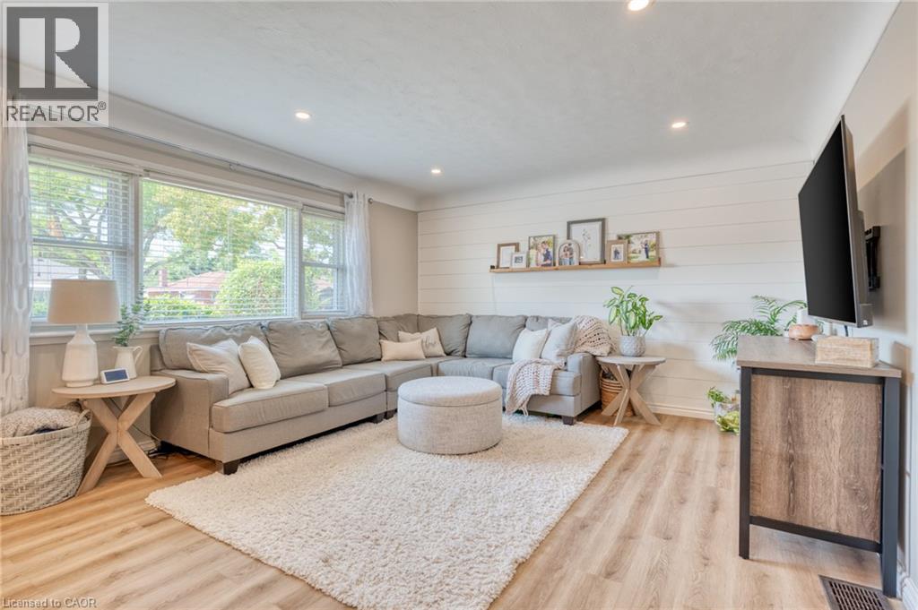 Photo 9 of 309 East 45th Street, Hamilton ON