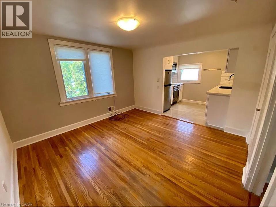 Photo 10 of 506 Upper Sherman Avenue Unit Upper, Hamilton ON