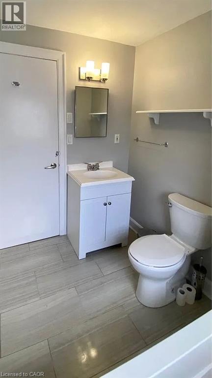 Photo 13 of 506 Upper Sherman Avenue Unit Upper, Hamilton ON