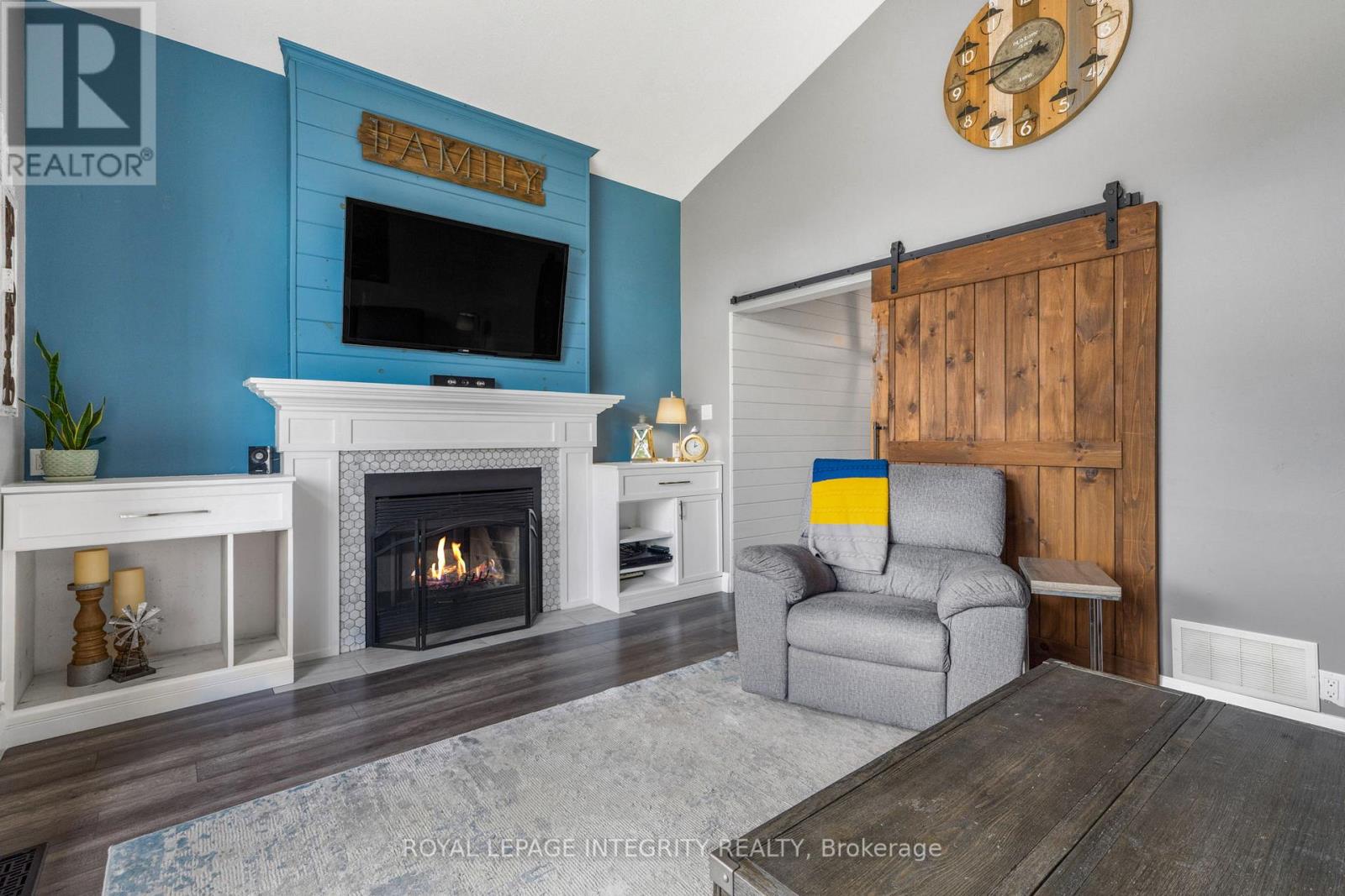 Photo 21 of 589 Pocono Crescent, Ottawa ON
