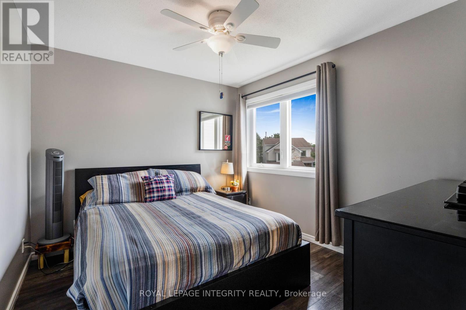 Photo 22 of 589 Pocono Crescent, Ottawa ON