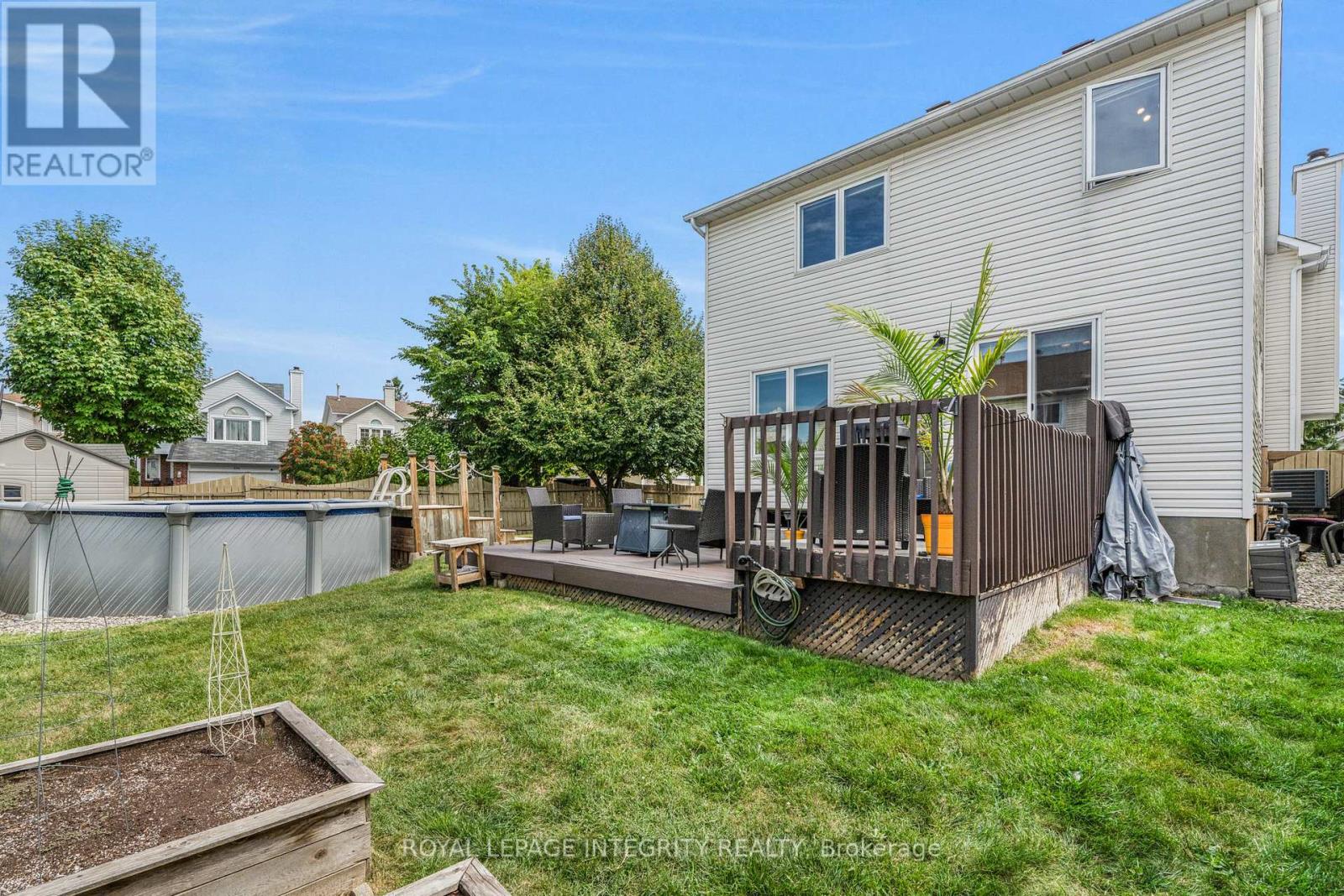Photo 31 of 589 Pocono Crescent, Ottawa ON